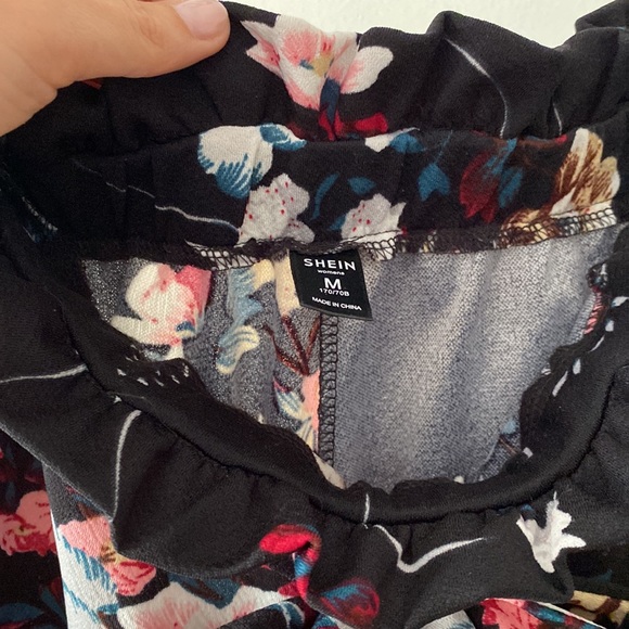 Floral plants - Picture 2 of 4